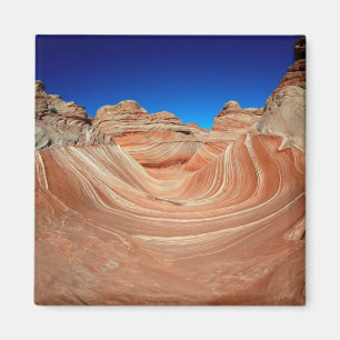 Íman Vermelho, bege e amarelo com vento e