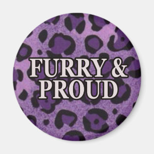 Íman Versão Furry & Proud Magnet Leo