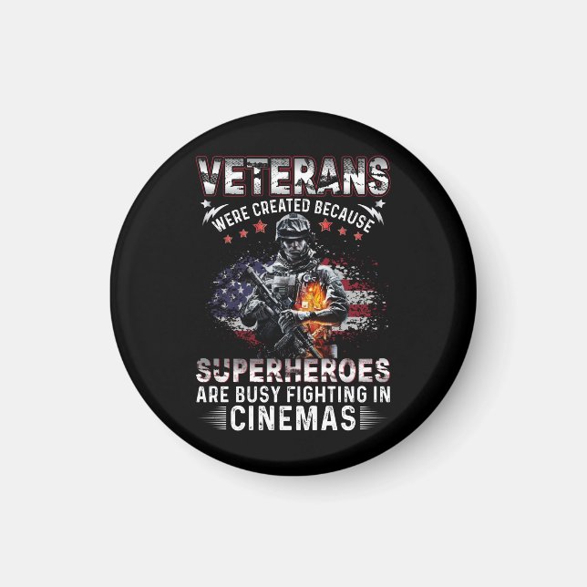 Íman Veteranos Porque Super-Heróis Ocupados em Cinemas (Frente)