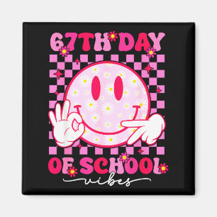 Íman Vibrações do 67º Dia de Escola 67 Meme Rosto Sorri