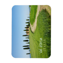 Íman Villa fazenda com ciprestes na Toscana