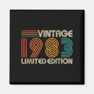 Íman Vintage 1983 Limited Edition Clique em 1983 Men Wo