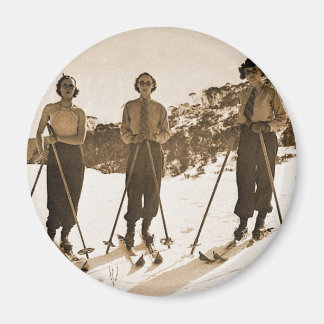 Íman Vintage Retro Women Skiing 'Ski Bums 1942'