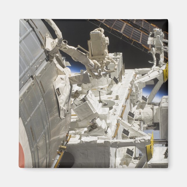 Íman Vista aproximada dos componentes (Frente)