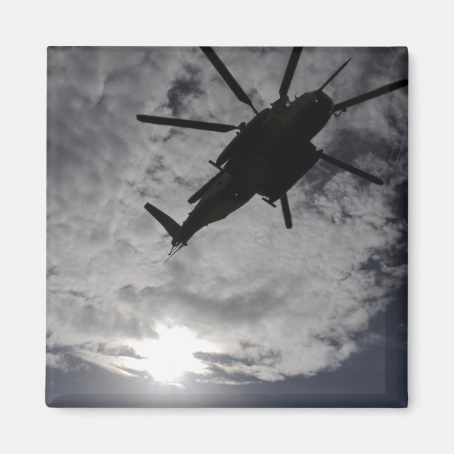 Íman Vista de baixo ângulo de um CH-53E (Frente)