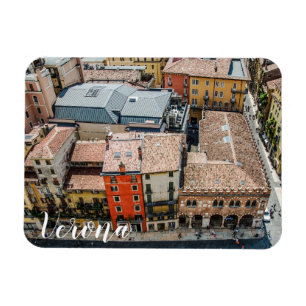 Íman Vista de cima de fachadas coloridas de edifícios