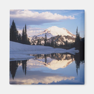 Íman WA, Parque Nacional Mt. Rainier, Mt. Rainier e nuv