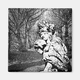 Íman Walküre - Skulptur mit Baum-Arkade