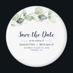Íman Watercolor Eucalyptus Weding Date (Salvar a Data)<br><div class="desc">Casamento Bonito de Eucalyptus Watercolor Botânico salva o ímã de data que faz uma manutenção perfeita para seus hóspedes e será apreciado por anos</div>