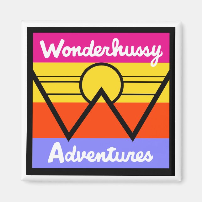 Íman Wonderhussy Adventures Logotipo Sunset Mountain (Frente)