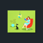 Impressão de Tela Estreita na Leitura da Mulher<br><div class="desc">Esta Impressão de Telas Estreitas da Mulher Leitora apresenta um estilo de 1960, arte minimalista, desenho de desenho animado de uma mulher que tem suas prioridades em ordem. Este belo worm de biblioteca está entrançado em um verdadeiro cinturão de páginas. A morena está vestindo um vestido de aqua e óculos...</div>