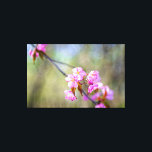 Impressão Em Tela A Beleza Simples Das Flores Sakura Em Springtime<br><div class="desc">A simples beleza das flores cor-de-rosa - floresce a cereja japonesa. Um galho de árvore florescente contra o fundo suave da folhagem verde do jardim. Uma pintura digital muito grande a partir de uma fotografia. Impressão floral esticada de tela para decorar seu lugar ou para ser usada como presente em...</div>