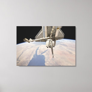 Impressão Em Tela A seção traseira do vaivém espacial entrado
