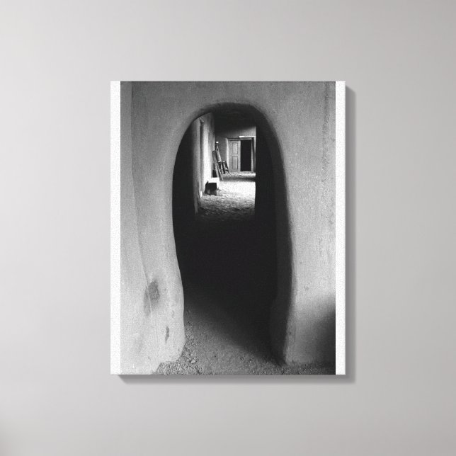Impressão Em Tela Adobe Doorway Architecture Black & White Photo (Frente)