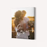 Impressão Em Tela Ame a foto de casamento da caligrafia moderna<br><div class="desc">Mostre suas fotos favoritas de casamento com este impressão moderno,  com a palavra Amor em uma bela camada de texto. Pode mudar facilmente a cor e o tamanho do texto para ajustado da sua imagem.</div>