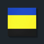 Impressão Em Tela Bandeira de Gelderland<br><div class="desc">Bandeira de Gelderland,  uma província dos Países Baixos. A bandeira é um tricolor horizontal de azul,  amarelo e preto. Suas cores se originam do casaco de braços de Gelderland que,  por sua vez,  se baseava no casaco de braços do Hertogdom Gelre.</div>