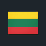 Impressão Em Tela Bandeira lituana<br><div class="desc">Esta design é constituída pela bandeira nacional da Lituânia, que é um país da região do Báltico da Europa. O país situa-se ao longo da costa sudeste do Mar Báltico, a sudeste da Suecia e à Dinamarca. A Lituânia é delimitada pela Letónia a norte, pela Bielorrússia a leste e a...</div>