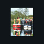 IMPRESSÃO EM TELA BARCOS CANAIS<br><div class="desc">Os barcos do Canal, conhecidos no Reino Unido como barcos estreitos, foram originalmente utilizados para transportar mercadorias em todo o país. Atualmente, são utilizadas principalmente para o lazer e atraem pessoas de todo o mundo para usufruir do nosso campo rural. Estes barcos parecem muito bonito com as suas cabanas de...</div>