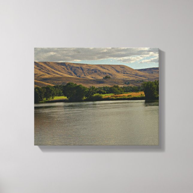 Impressão Em Tela Belo rio fluindo no deserto com a fazenda (Frente)