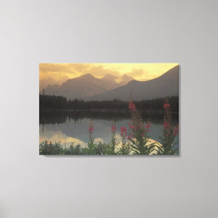 Impressão Em Tela Canadá, Alberta, Banff. Cenário do nascer do sol d