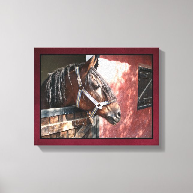 Impressão Em Tela Cavalo de Baía bonito em um Estável Sol (Frente)