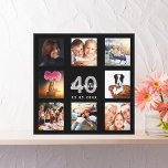 Impressão Em Tela Colagem de fotos aniversário de 40 anos preto<br><div class="desc">Um presente ou guardião único de aniversário de 40 anos, celebrando sua vida com uma colagem de 8 fotos suas. Adicione imagens de sua família, amigos, animais de estimação, hobbies ou destino de viagem de sonho. Personalize e adicione um nome, 40 anos e uma data. Cinzas e letras brancas. Um...</div>