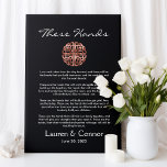 Impressão Em Tela Dara Knot Irish Handfast Wedding Vows<br><div class="desc">Estas mãos lidando com cerimônia falso rosa de ouro Celtic Nó em um fundo preto. O nó de Dara são os símbolos celtas para força e força interior. Personalize o título,  poema,  nomes de casais e data. Uma perfeita lembrança de casamento ou presente de aniversário.</div>