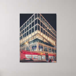 Impressão Em Tela Edifício Moderno à Noite com Tráfego