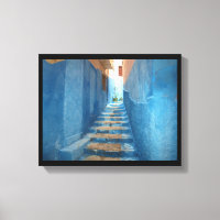 Escada Estreita Azul em Marrocos