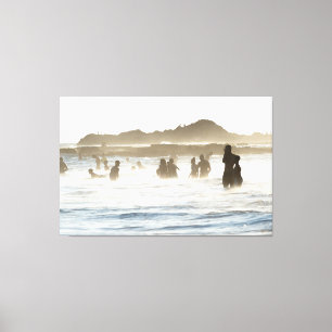 Impressão Em Tela Ethereal Beach Crowd Silhouettes in Misty Golden L