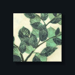 Impressão Em Tela Folhas e Ramificações no Fundo de Creme<br><div class="desc">Folhas e ramos verdes vibrantes descansam sobre um fundo creme nesta impressão por Jennifer Goldberger. À medida que a estação muda,  as cores dessas folhas permanecem as mesmas,  trazendo uma certa consistência à sua vida.</div>