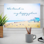 Impressão Em Tela Foto de California Coast Beach - Meu Feliz Script<br><div class="desc">"A praia é meu lugar feliz." Relaxe e lembre-se do cheiro fresco de sal do ar oceânico sempre que você olha para esta espantosa canvas de arte colorida. Exalar e explorar a solidão de uma praia vazia da Califórnia. Faz um excelente de presente inspirador e inspirador! Você pode personalizar facilmente...</div>