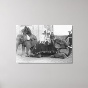 Impressão Em Tela Homens Andando Elefantes na Índia FotografiaÍndia