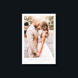 Impressão Em Tela Lindo Álbum de Fotos de Casamento<br><div class="desc">Torne esta simples peça de arte moderna minimalista em tela sua primeira lembrança de casamento para desfrutar ao longo dos anos e para marcar o início da sua vida conjugal desde o primeiro dia. Substitua a foto de amostra pela sua foto de casamento favorita e personalize com seus nomes e...</div>