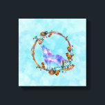 Impressão Em Tela Lobo de Aquarela Roxo com Fio de Boho<br><div class="desc">Uma tela impressa com uma ilustração gráfica composta por um lobo de aquarela púrpura,  em uma pose clássica de uivar. Cercados por uma camada ilustrada de madeira,  cristais,  penas e miçangas. Legal motif nativo americano com estilo boho.</div>