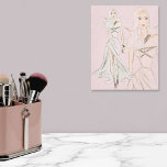 Impressão Em Tela Modelo de Moda Vogue de Rosa com Dusty Watercolor<br><div class="desc">Um modelo de moda loura-de-cor-d-água pintada à mão vestindo um vestido bege como canvas em cor-de-rosa poeirento; decoração linda e única do quarto de uma menina ou para qualquer amante da moda</div>