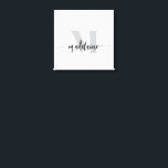 Impressão Em Tela Monograma preto-branco-legante<br><div class="desc">Um monograma elegante com seu nome pessoal. O fundo é branco com seu nome em uma fonte moderna de script preto. Sua primeira cor é de cinza mole.</div>