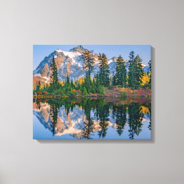 Impressão Em Tela Monte Shuksan refletido no Reflection Lake (Frente)