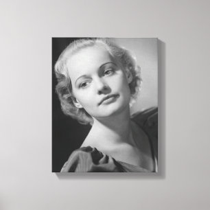 Impressão Em Tela Mulher Posicionando 2