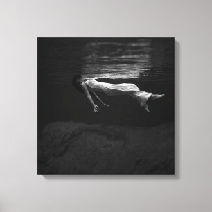 Impressão Em Tela Mulher preto e branco na fotografia da água