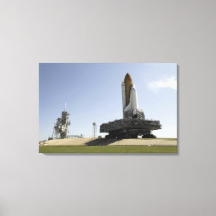 Impressão Em Tela O esforço do vaivém espacial aproxima o lançame