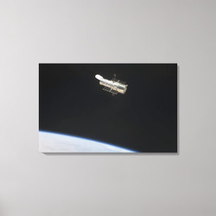 Impressão Em Tela O telescópio espacial de Hubble na órbita acima