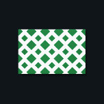 Impressão Em Tela Ouros Verdes em Branco<br><div class="desc">Um padrão geométrico ousado de grandes e pequenos diamantes verdes sobre fundo branco. O branco forma uma trava que separa as formas de diamante. Imagem criada digitalmente. Copyright ©2013 Claire E. Skinner,  Todos os direitos reservados.</div>
