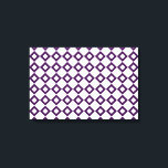 Impressão Em Tela Padrão de diamante branco e roxo<br><div class="desc">Um elegante padrão gráfico de formas de diamante roxo e branco interligadas. Os diamantes roxos escuros contêm cada um um pequeno fazer branco de diamante branco,  a cor dominante do design original. Imagem criada digitalmente. Copyright © 2013 Claire E. Skinner. Todos os direitos reservados.</div>