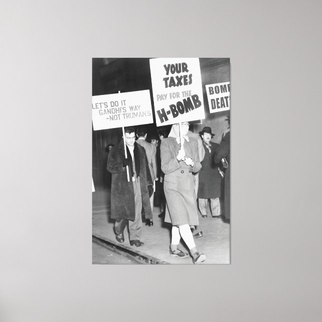 Impressão Em Tela Protesto pacífico contra a guerra fria em 1950 (Frente)