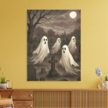 Quatro Fantasmas Sob a Lua Cheia no Cemitério