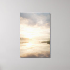 Impressão Em Tela Reflexo Dourado do Nascer do Sol no Lago Nebuloso