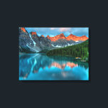 Impressão Em Tela Reflexões sobre o Parque Nacional do Lago Moraine<br><div class="desc">Esta surpreendente arte de canvas no quebra-cabeça traz reflexões coloridas sobre as montanhas na água do lago Moraine no Parque Nacional do Banff,  Canadá #morainelake #lago #moraine #banff #nattionalpark #canada #cena #viagem #férias #ao ar livre #montanhas #alberta #art #canvas canvasart #wallart #walldecor #home #home decor #gifts#reflexões #paisagem #natureza #dom</div>