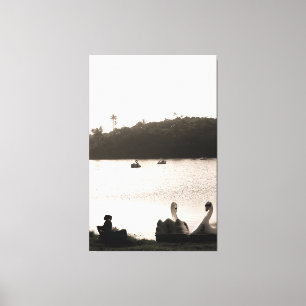 Impressão Em Tela Silhouette of Swan Pedal Boats and Resting Figure 