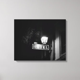 Impressão Em Tela Sinal de hotel Vintage, luz de rua e muitas luzes